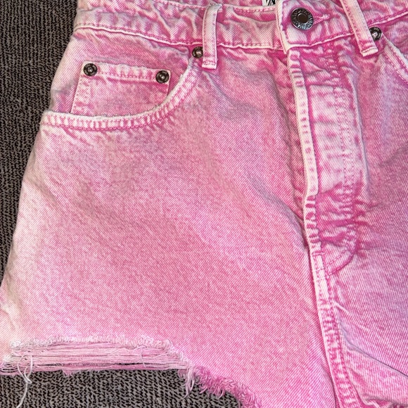 Zara Bright Pink Jean Shorts - Picture 5 of 10